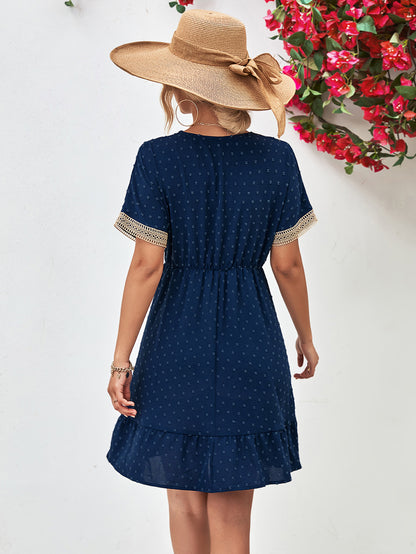 Contrast V-Neck Short Sleeve Mini Dress