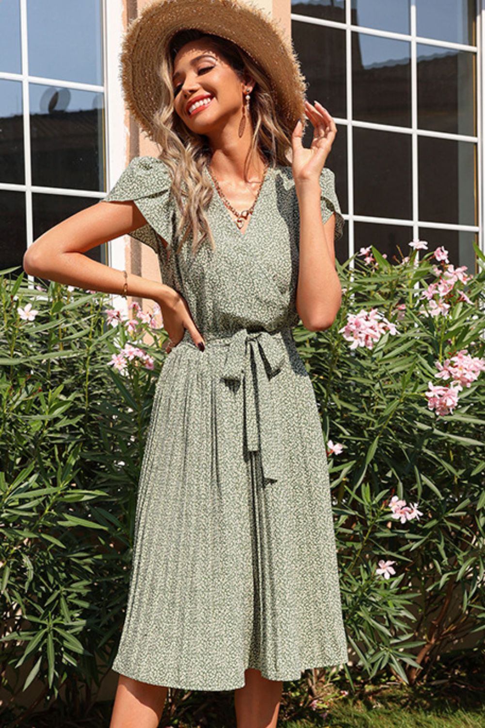Ditsy Floral Tie-Waist Pleated Dress